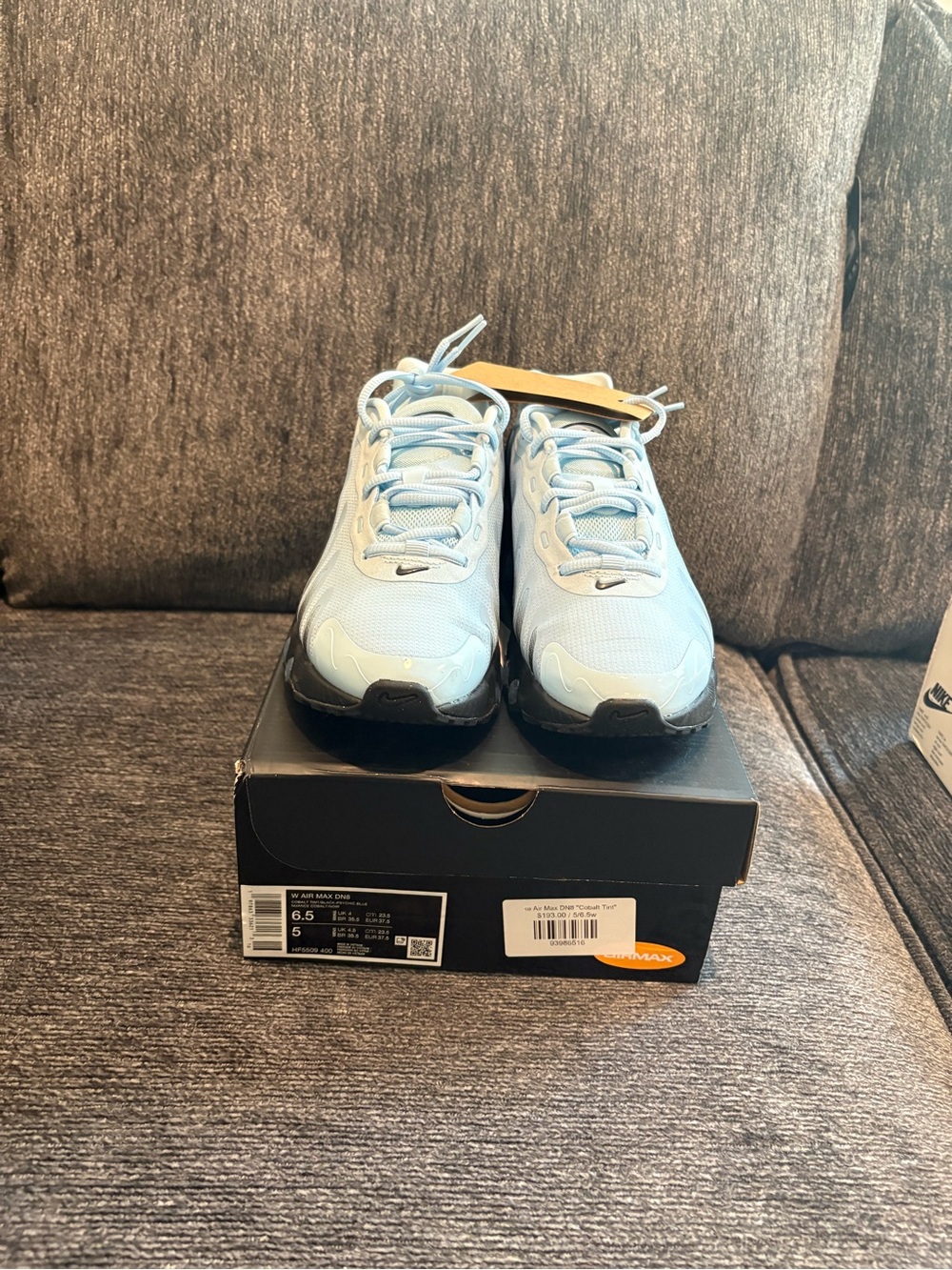 Nike air max Dnb women size 6.5 Light Blue Athletic Sneakers